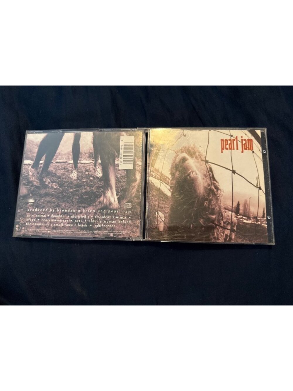 Pearl Jam Vs. CD Album 1993 Epic Records Grunge Rock Music
